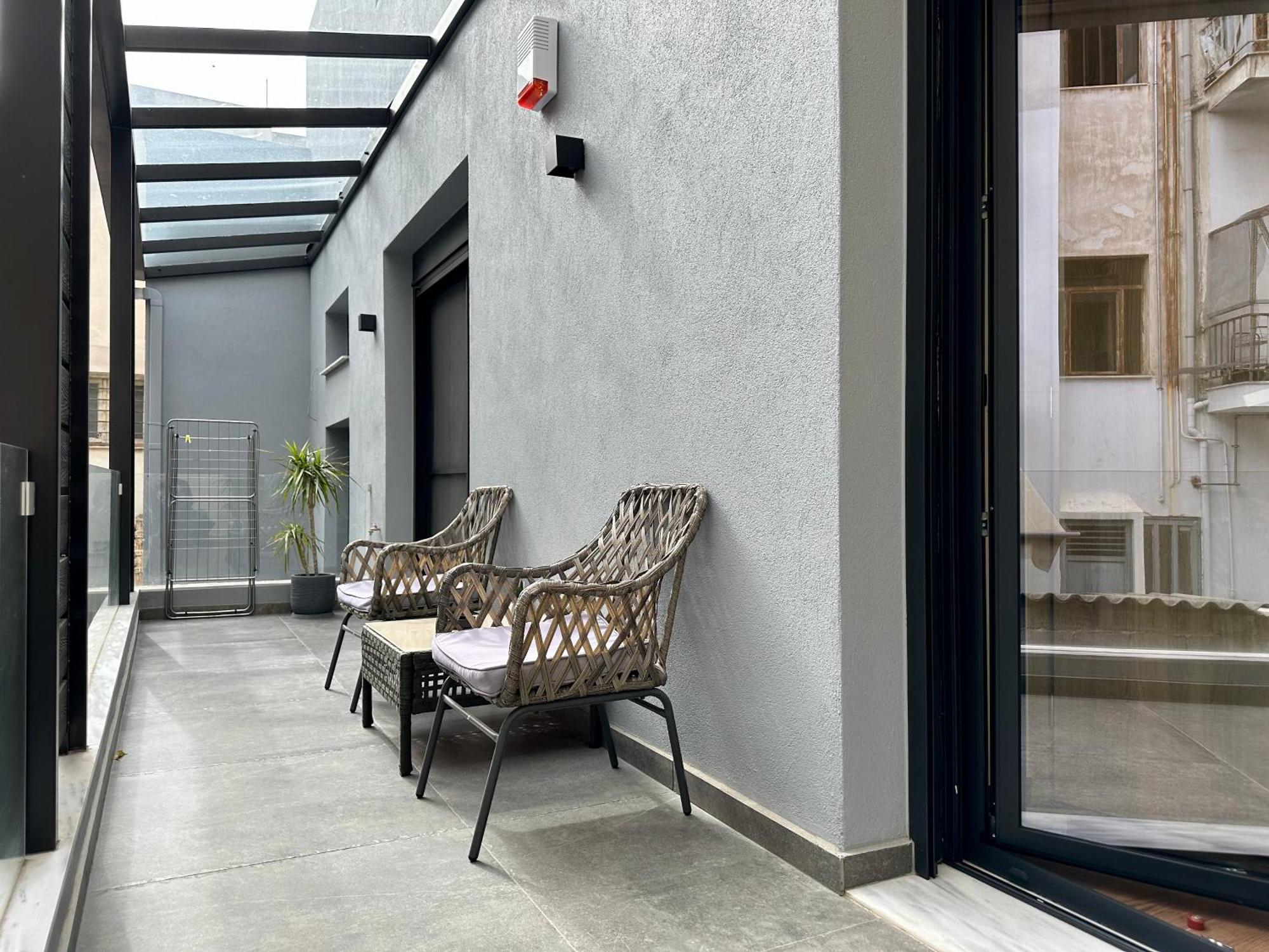T&T Luxury Apartments - Rooftop Jacuzzi Atene Esterno foto