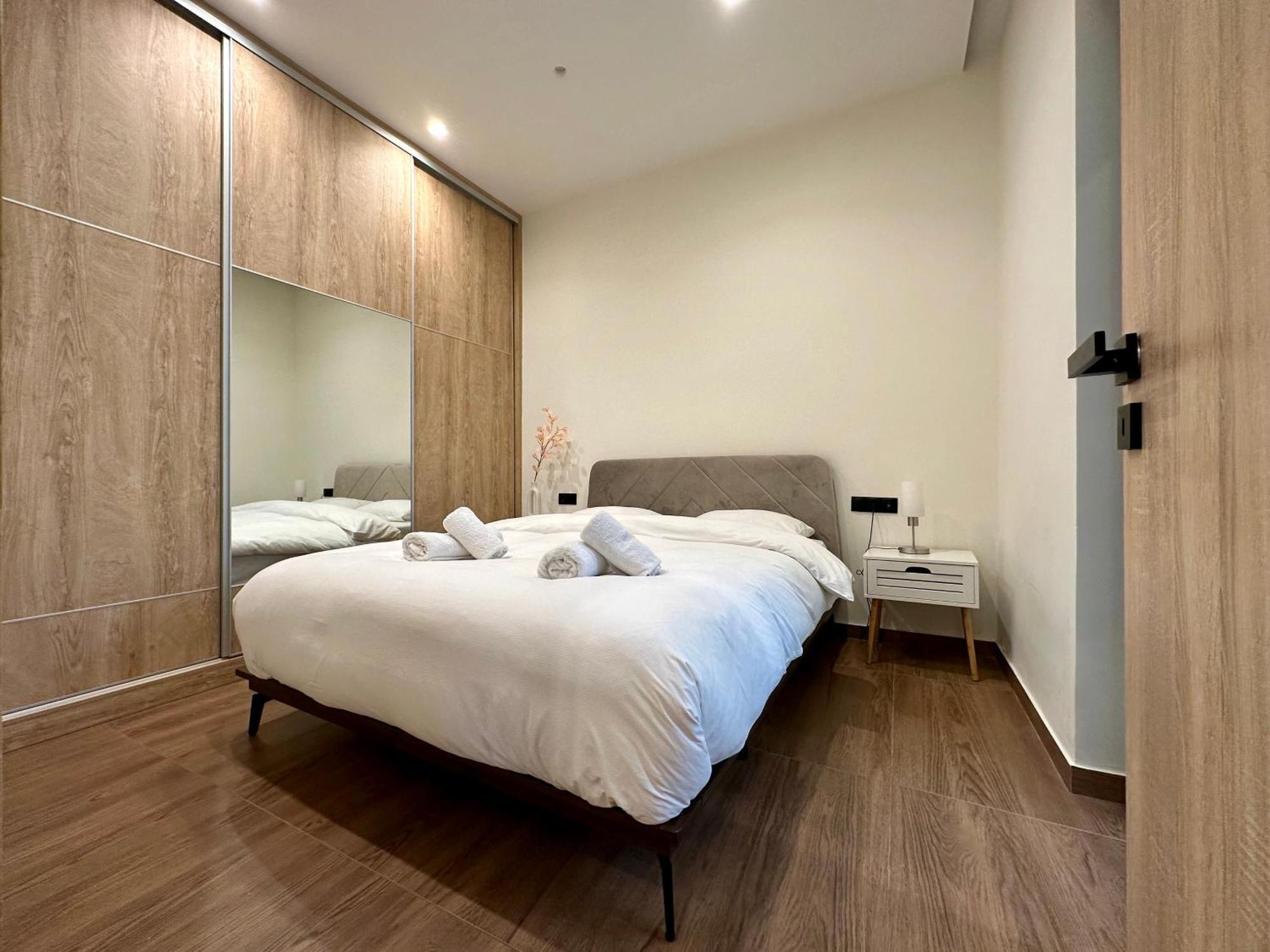 T&T Luxury Apartments - Rooftop Jacuzzi Atene Esterno foto